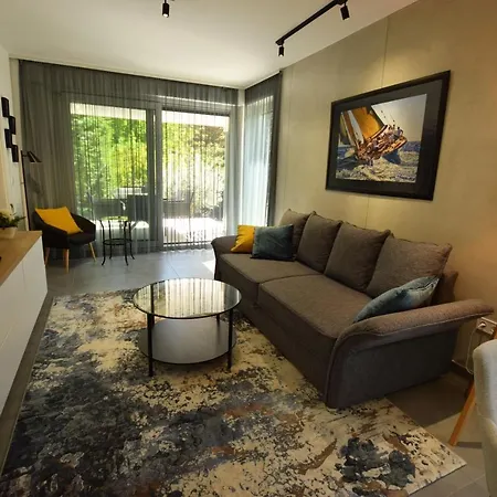 Olive Apartment *